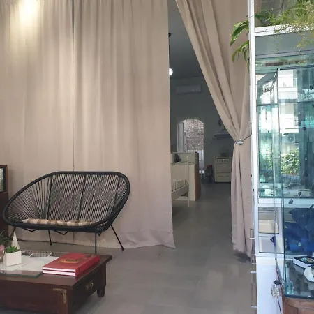 Circe Apartman Kavála